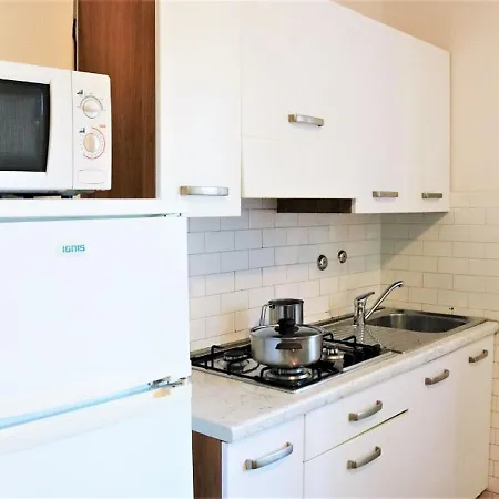 Charming In With Private Terrace Apartamento